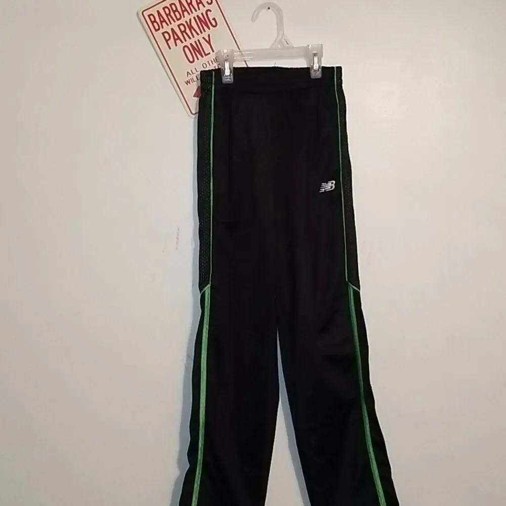 NEW BALANCE ATHLETIC BOTTOMS